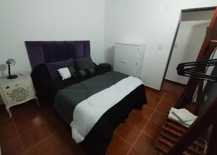 A Mi Manera Apart